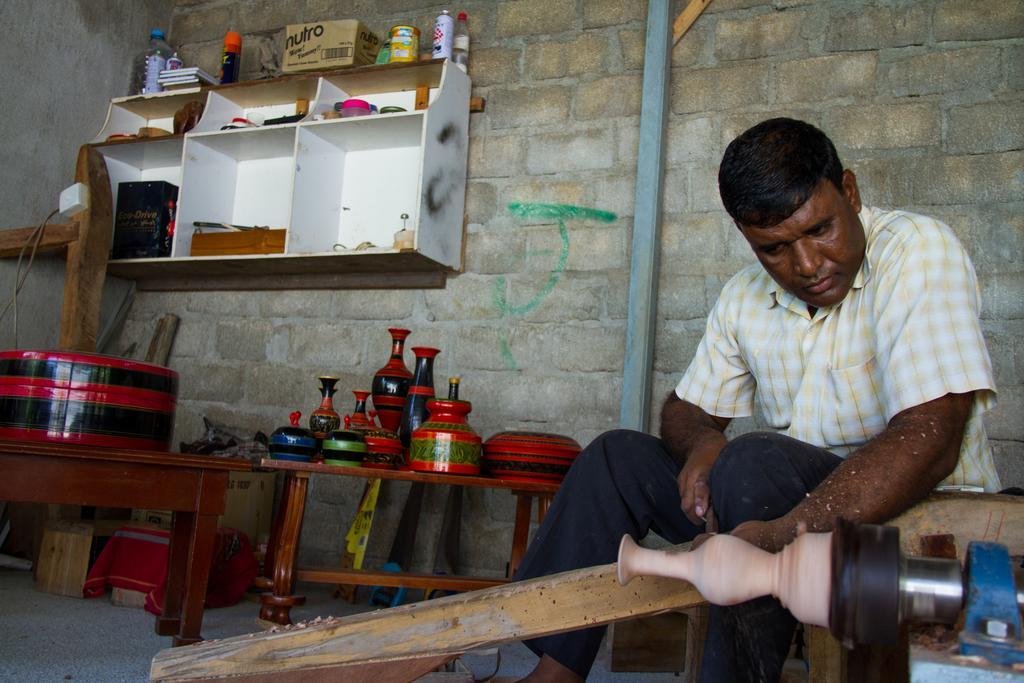 Alvi Star Inn Thulhaadhoo Bagian luar foto